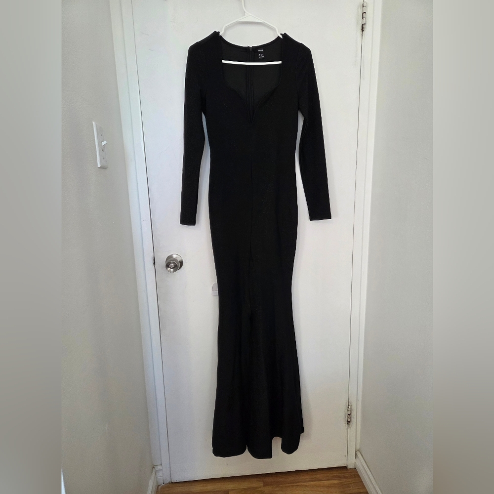 Elegant Black Long Sleeve Dress